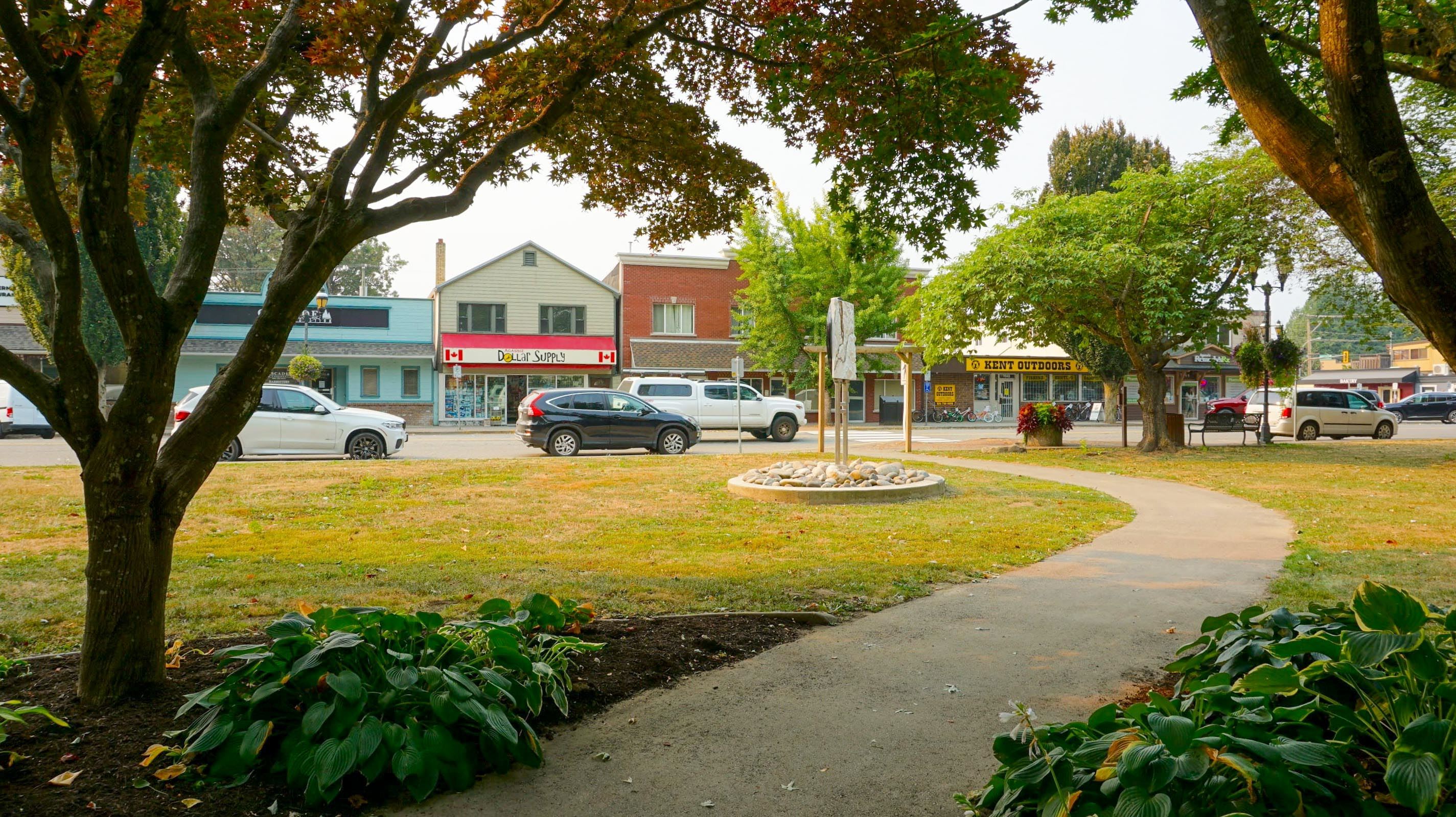 7630152.jpg